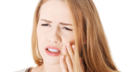 Tẩy trắng răng bị ê buốt – Nguyên nhân và cách chữa ĐƠN GIẢN, HIỆU QUẢ